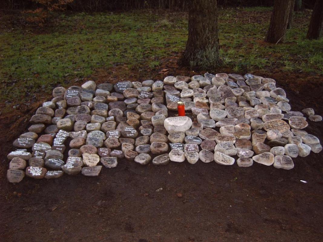 Nützen, 2008, Gedenksteine, KZ-Gedenkstätte Kaltenkirchen