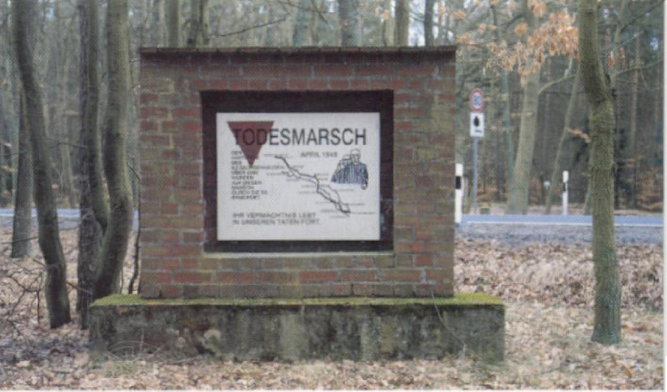Belower Wald, 2007, Gedenkstein im Belower Wald aus der DDR-Zeit, Stiftung Brandenburgische Gedenkstätten