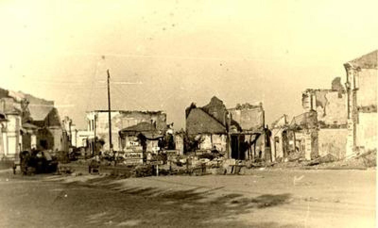 Balti, 1941, Zerstörte Häuser nach dem deutsch-rumänischen Angriff, Yad Vashem