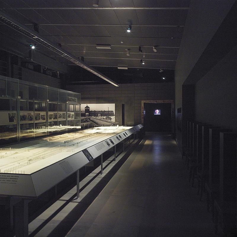 London, 2007, Blick in die Holocaustausstellung, Imperial War Museum
