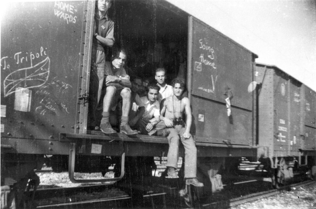 Tripolis, 1945, Libysche Juden mit britischer Staatsbürgerschaft kehren in ihre Heimat zurück, Yad Vashem