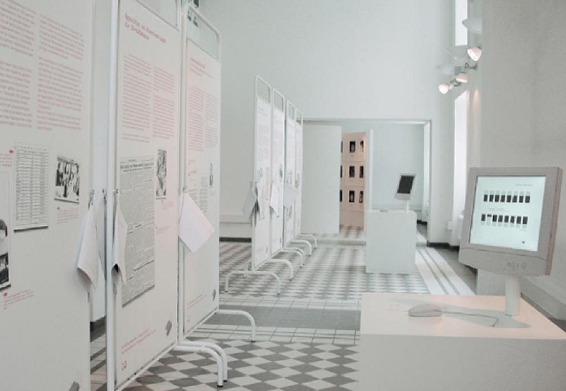Wien, nach 2002, Blick in die Ausstellung im Otto-Wagner Spital, Gedenkstätte Steinhof