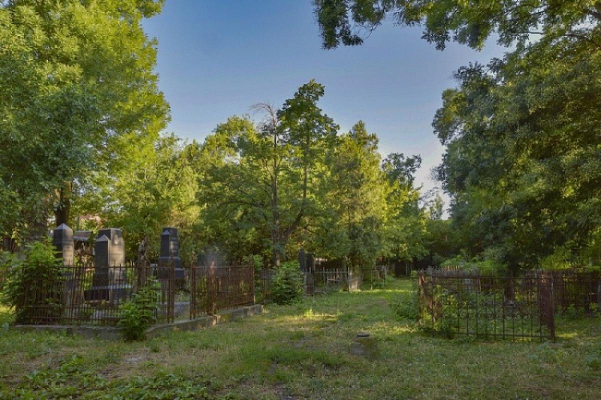 Krasnodar, 2018, Jüdischer Friedhof, Gennadij Balyschew