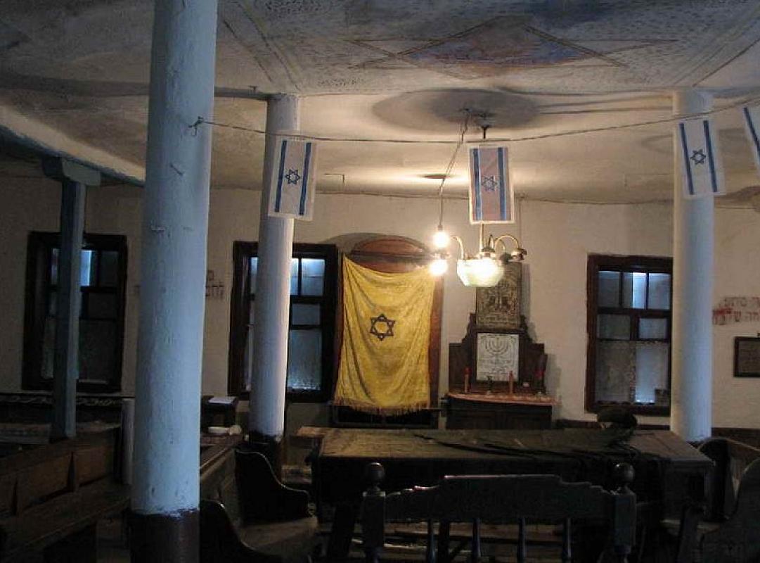 Berschad, o.D., Innenansicht der Synagoge, Jewgennij Schnajder