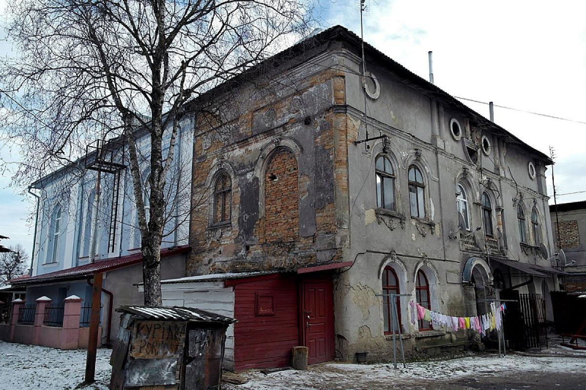 Panevėžys, 2004, Bis 1940 Gebäude einer Synagoge, Stiftung Denkmal, Nerijus Grigas