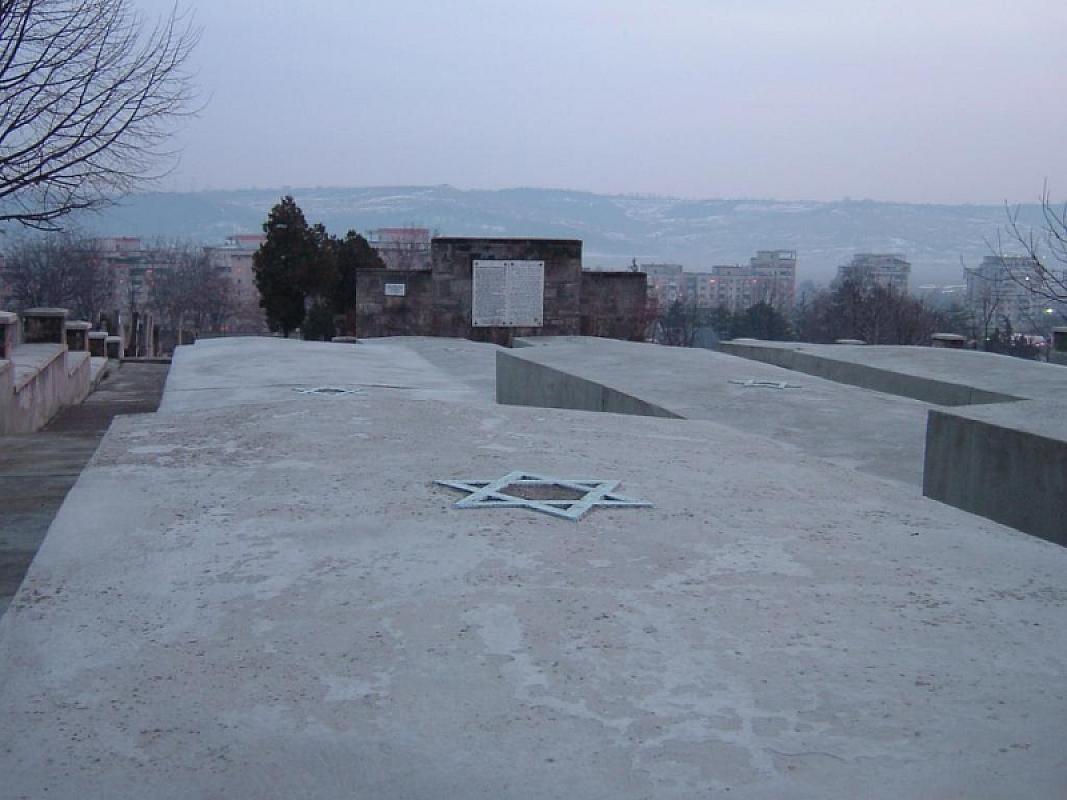 Jassy, 2006, Massengräber auf dem jüdischen Friedhof, Stiftung Denkmal, Roland Ibold