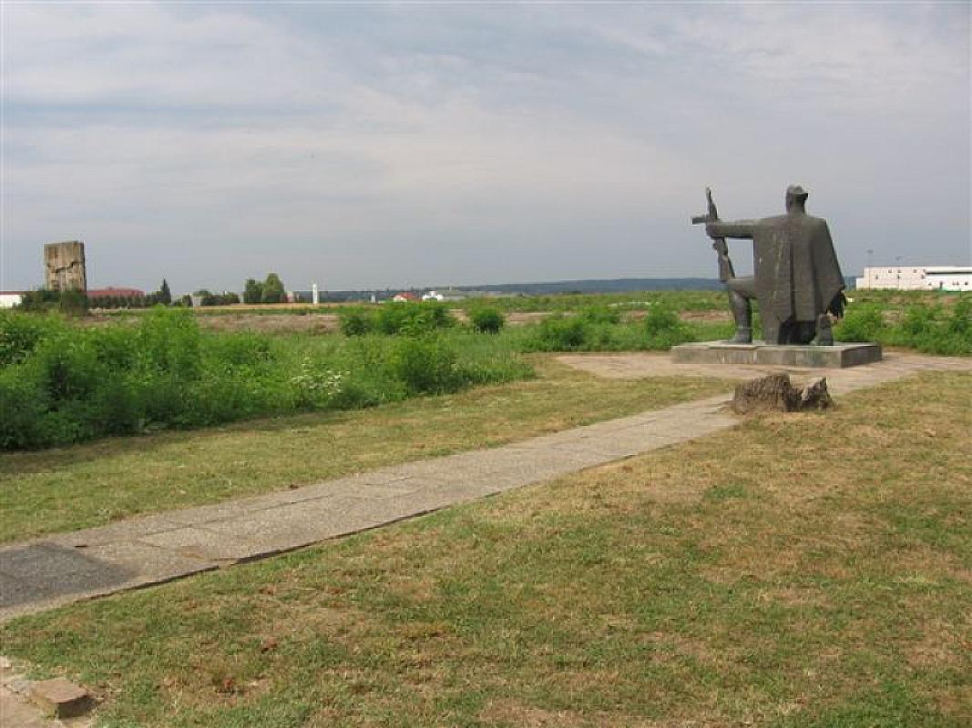 Koprivnica, 2007, Partisanendenkmal, Draženka Jalšić Ernečić