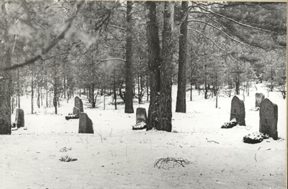 Dünaburg, 1990er Jahre, Gesamtansicht der Gedenkanlage, Daugavpils Muzejs