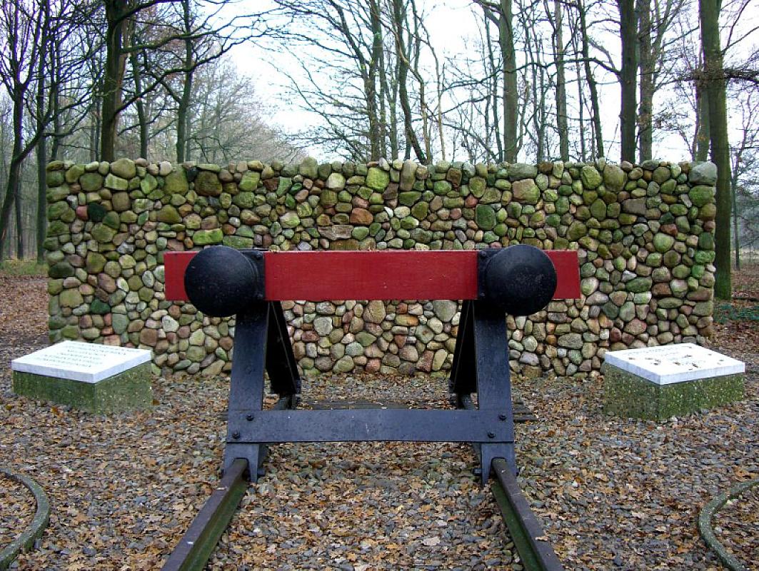 Westerbork, 2006, Ende des Schienenstrangs, Ronnie Golz