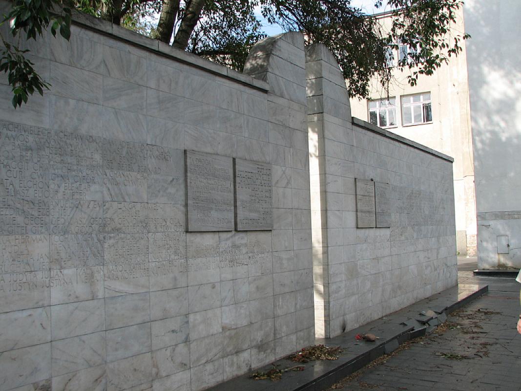 Warsaw, 2006, Back of the Memorial, Georg Mayer