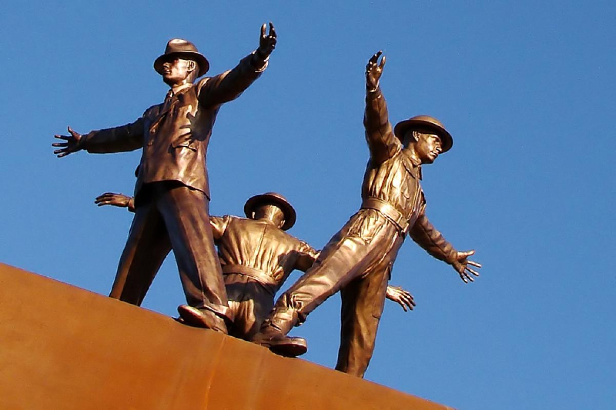 Prag, 2009, Detailansicht des Denkmals, Vlasta Juricek