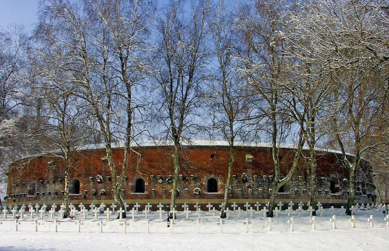 Zamość, 2007, Friedhof an der Rotunde, Muzeum Zamojskie