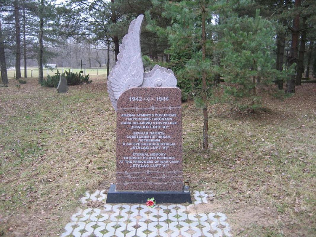 Heydekrug, 2011, Gedenkstein für sowjetische Opfer des Stalag, Stiftung Denkmal
