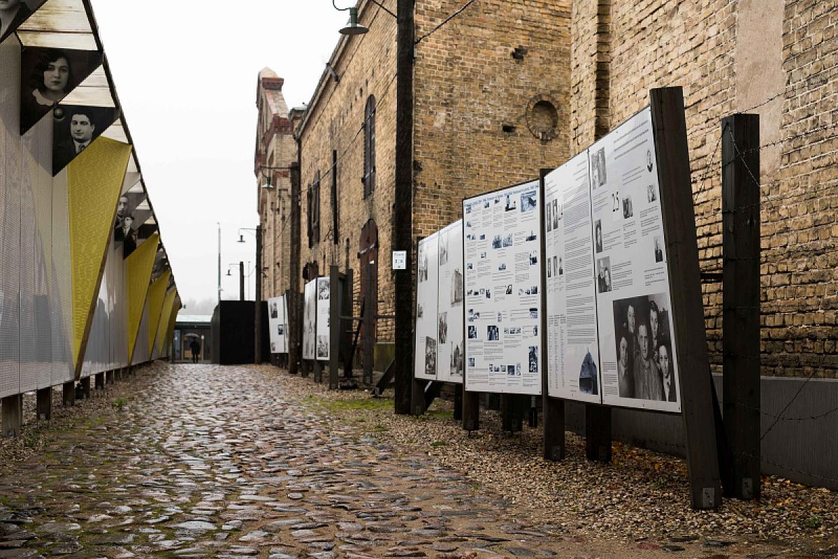 Riga, 2017, Außenausstellung im Hof des Museums, Christian Wendling