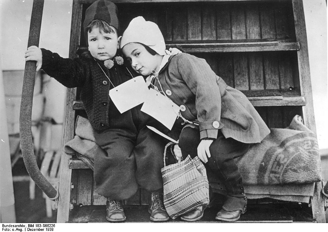 London, 1938, Kinder eines Transports sind in England angekommen, Bundesarchiv, Bild 183-S65226