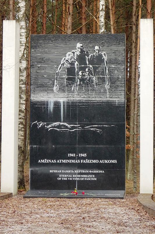 Pogegen, 2010, Granittafel aus dem Jahr 2005, Stiftung Denkmal