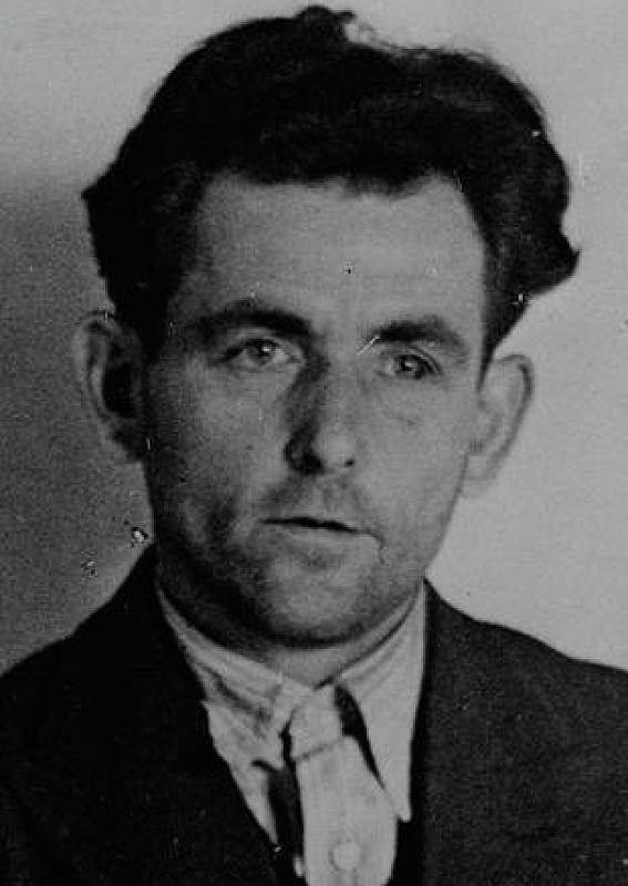München, 1939, Georg Elser auf einem Polizeifoto, gemeinfrei