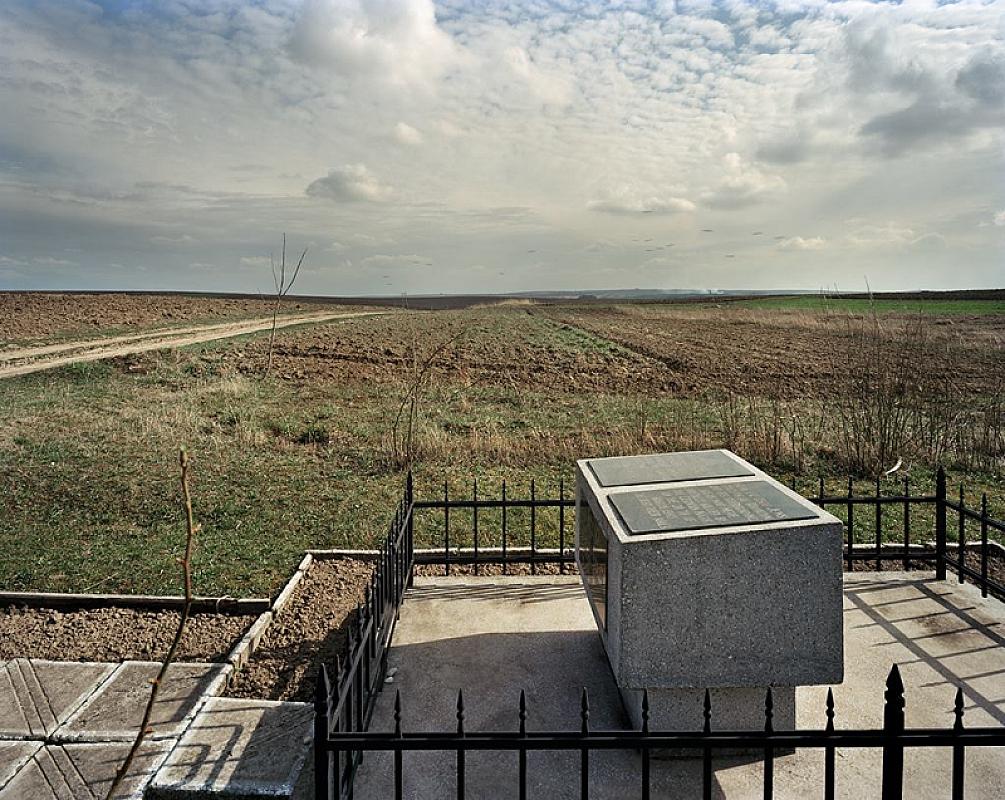 Rohatyn, 2014, Denkmal südlich der Stadt, Jason Francisco