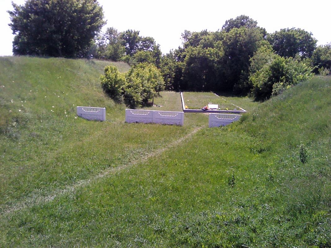 Pryluky, 2012, Massenerschießungsstätte »Pliskunowka«, jewua.org, Chaim Buryak