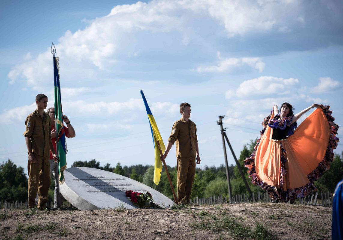 Divoshin, 2019, Eröffnungszeremonie des Denkmals, Anna Voitenko