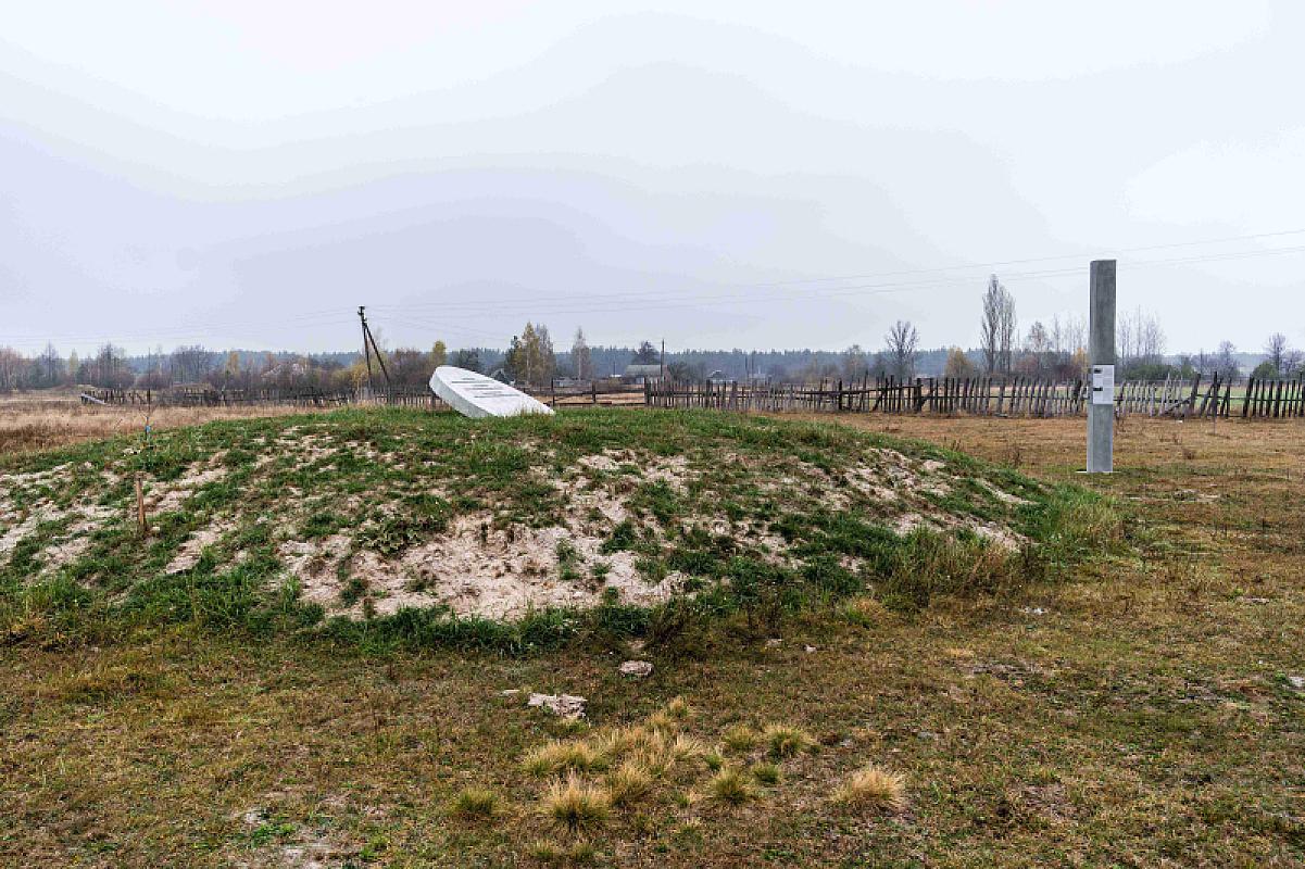 Divoshin, 2019, Ansicht des Denkmals für die ermordeten Roma, Anna Voitenko
