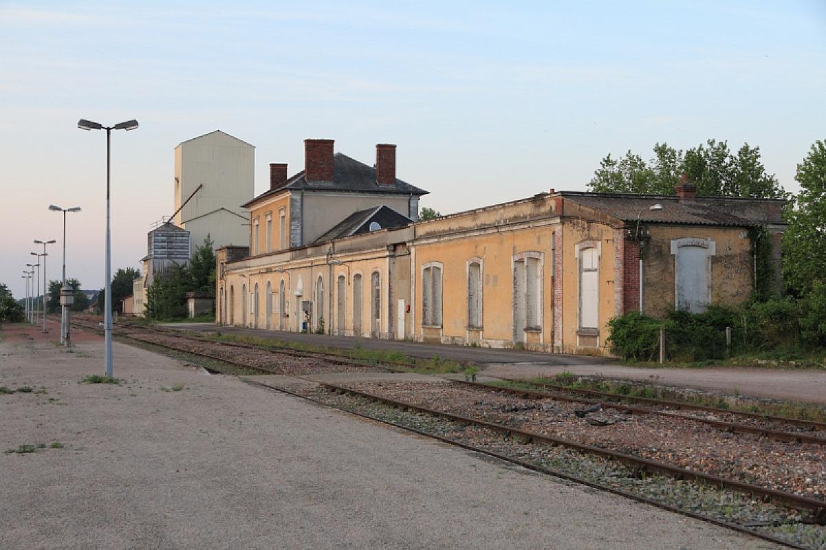 Pithiviers, 2012, The Pithiviers train station before its renovation, Wikimedia Commons / Lunon92, CC BY-SA 3.0