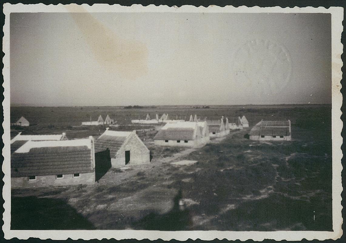 Saliers, 1942, View of the Saliers camp, CD 13 / Archives départementales des Bouches-du-Rhône, cote 142 W 76