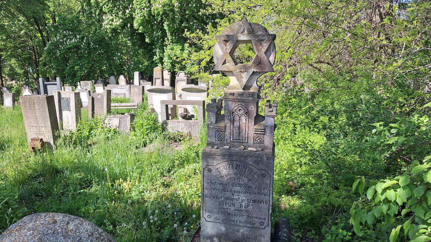 Radautz, 2026, Holocaustdenkmal auf dem jüdischen Friedhof, Stiftung Denkmal