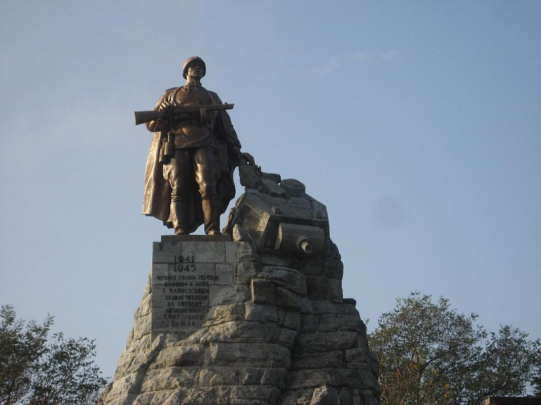 Seelow Heights Memorial