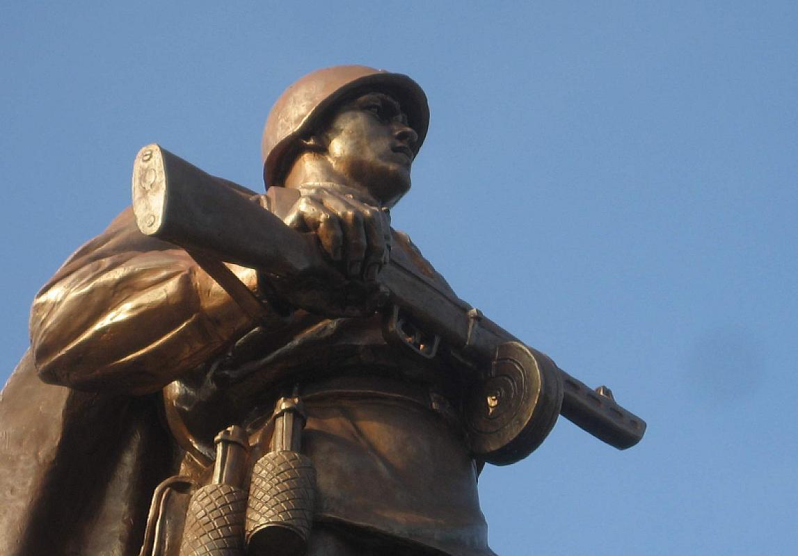 Seelow, 2009, Detailansicht des Denkmals, Stiftung Denkmal