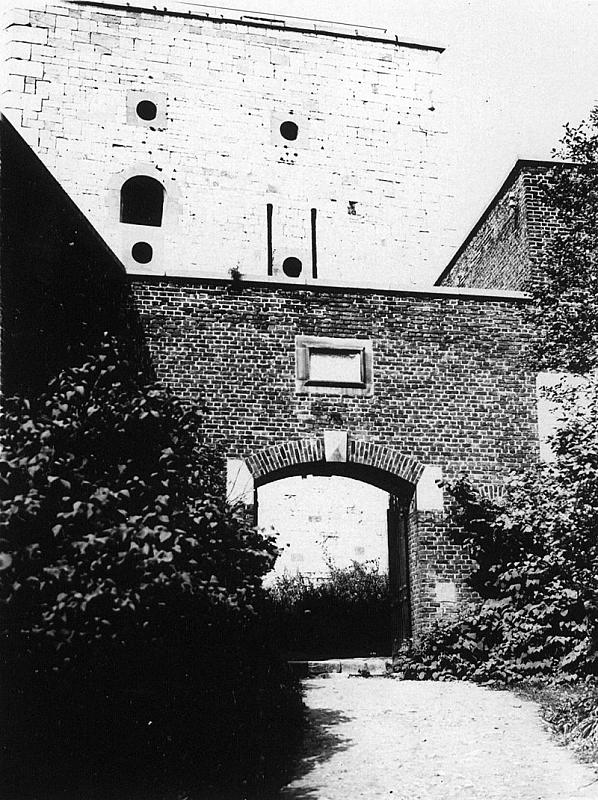 Huy, vor 1945, Innenhof der Festung, CEGES-SOMA
