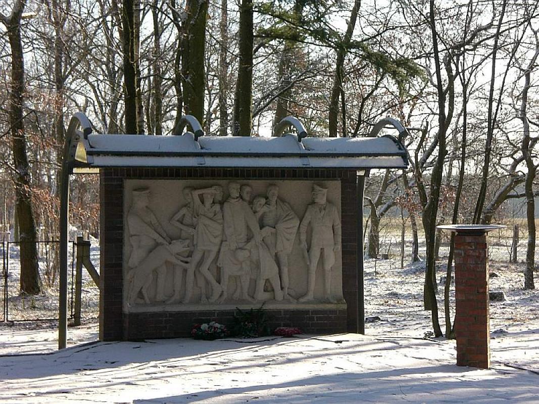 Wöbbelin, 2009, Sandstone relief by Jo Jastram, erected in 1965, Mahn- und Gedenkstätten Wöbbelin