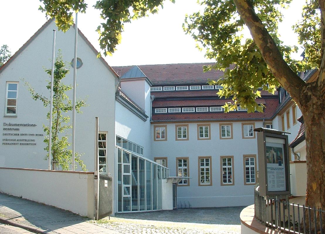 Heidelberg, 2003, Dokumentations- und Kulturzentrum deutscher Sinti und Roma, Dokumentationszentrum